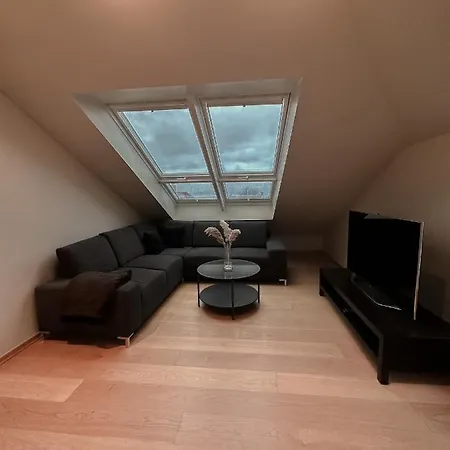 - 2 Bedrooms - 2 Bathrooms - Balcony - Parking - Close To Ons Apartman Stavanger